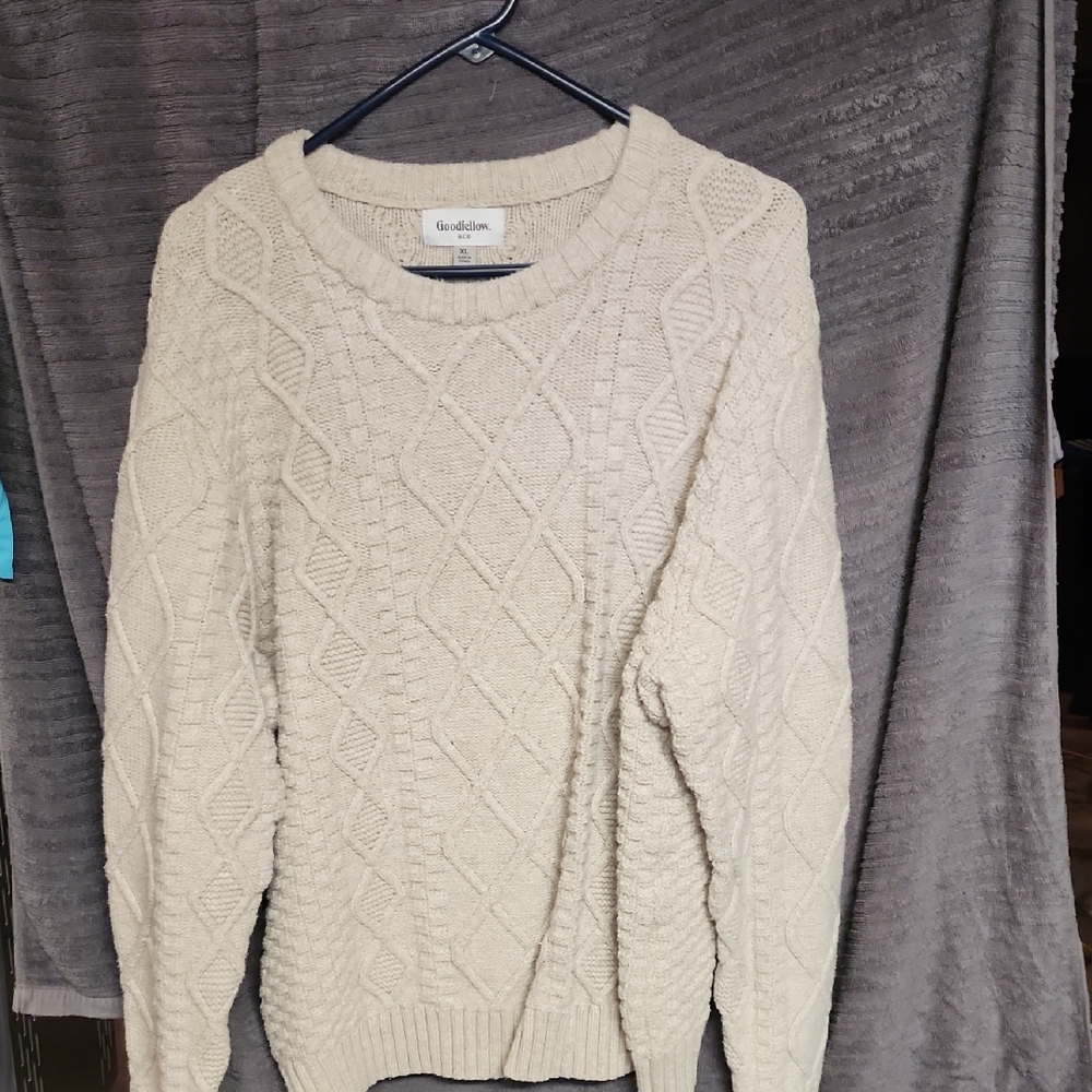 Goodfellow & Co Cream Crewneck Cable Knit Sweater